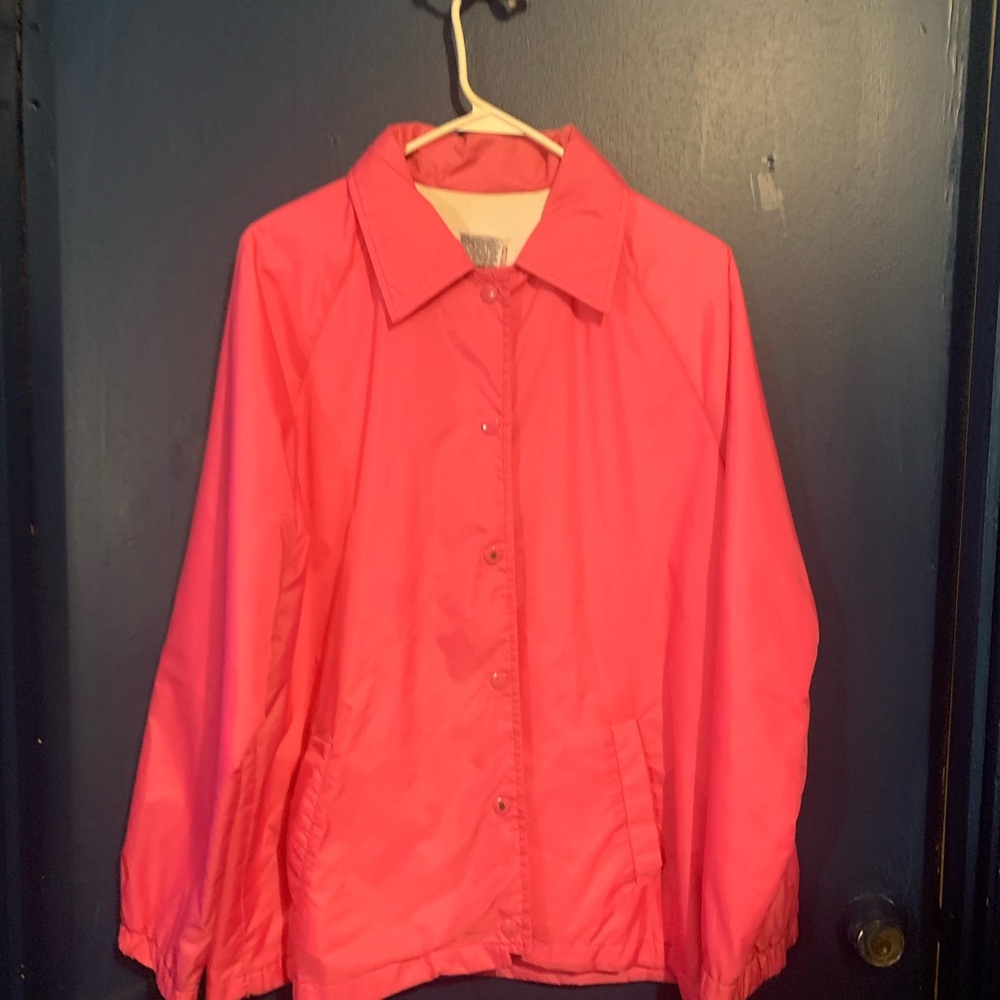 Ladies pink bomber jacket vintage made in eygupt ! Size large